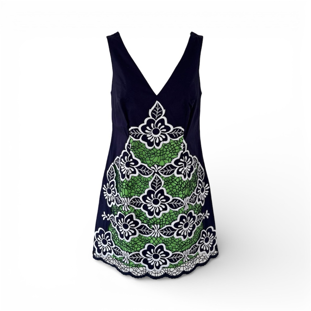 Lilly Pulitzer Sylvie Shift Dress with Jungle Flower Embroidery- Size 00- NWT